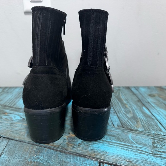 Revamped  by Sirens Westen Ankle Boots Black Faux Suede Size 9 - Picture 8 of 12